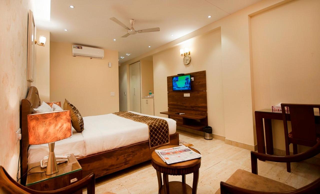 Imperial Apartments Huda City Gurgaon Eksteriør billede